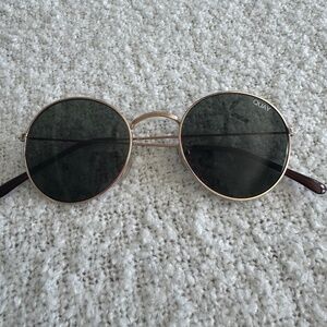 Quay Australia Mod Star Round Sunglasses Gold Frame